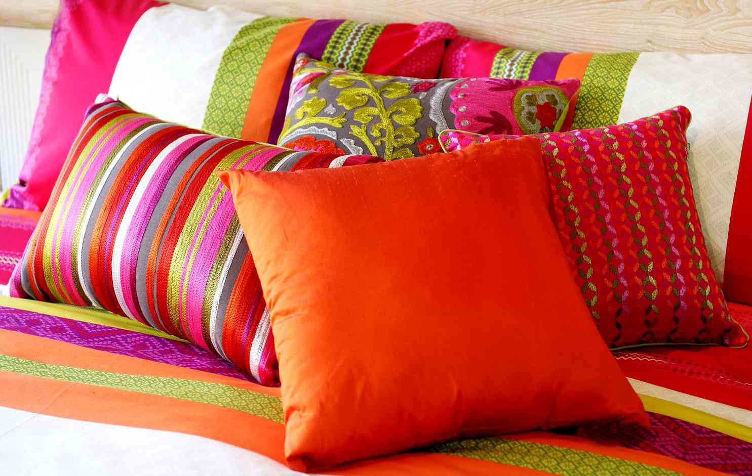 sofa cushions decoration