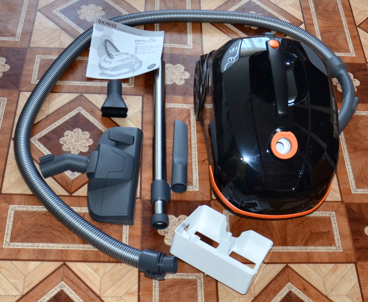 vacuum cleaner AQUA-BOX Compact