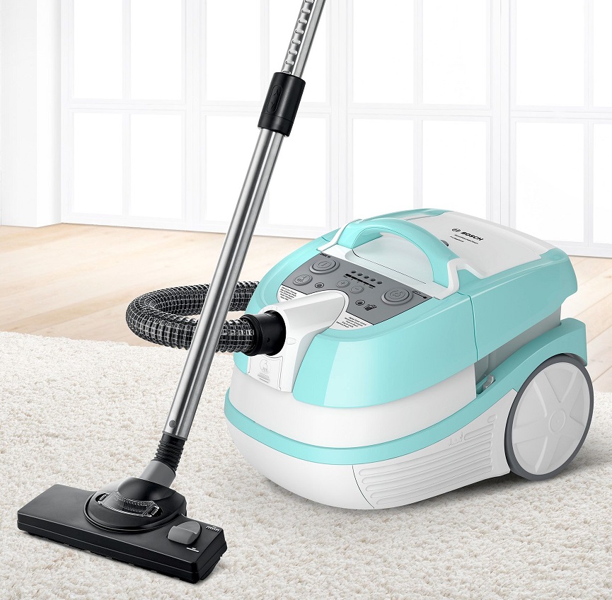 vacuum cleaner with aquafilter Bosch