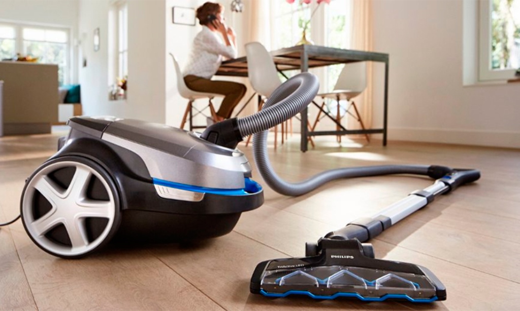 vacuum cleaner with aquafilter washing