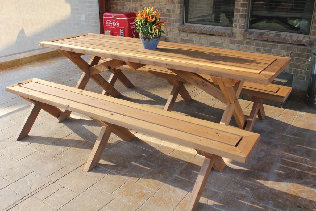 garden table with benches