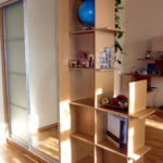 wardrobe-partition beige narrow shelving