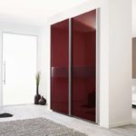 wardrobe-partition burgundy