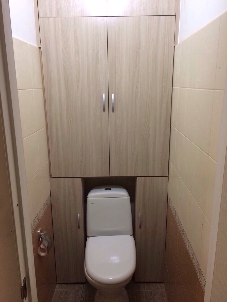 closet doors for toilet