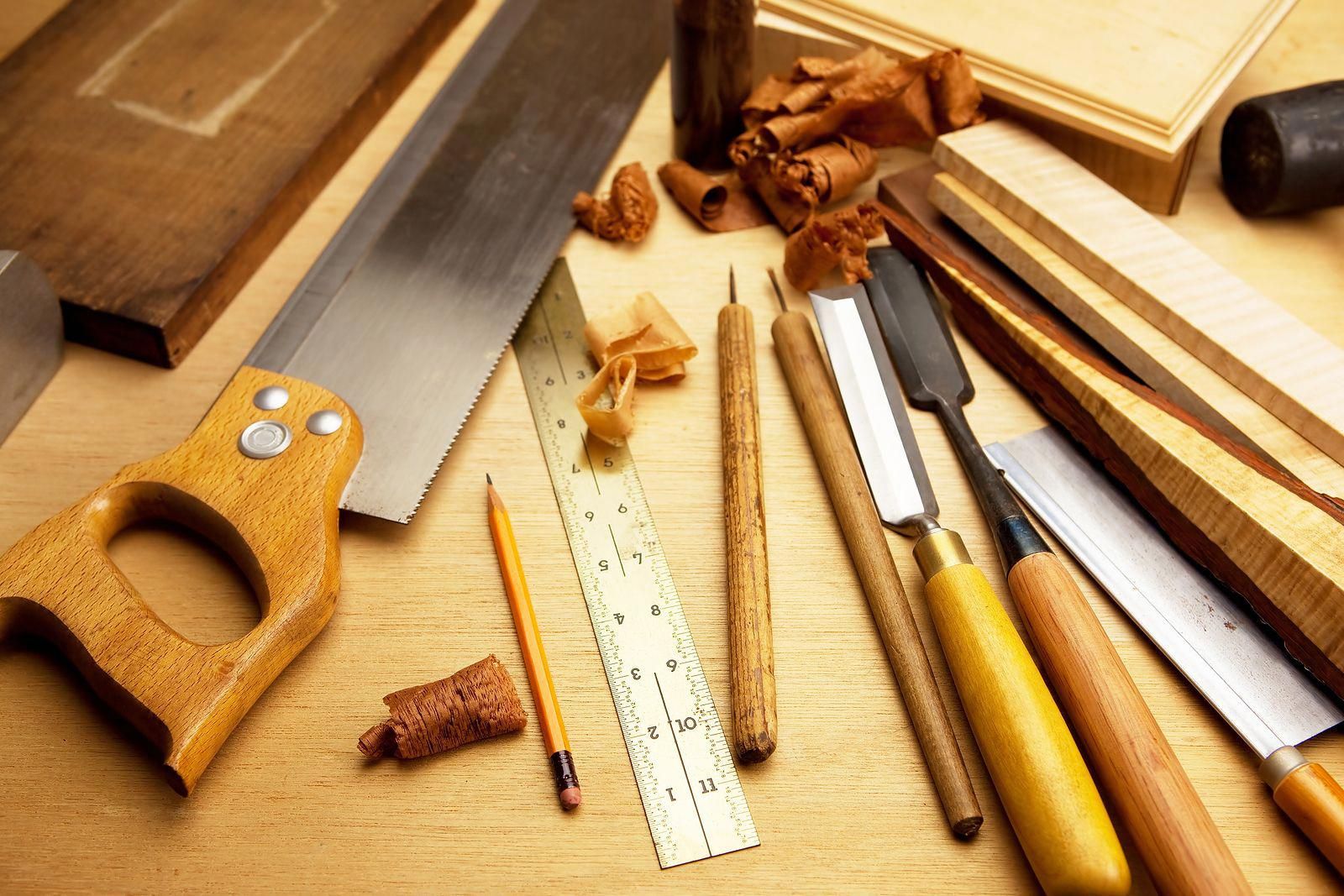 tools for making a closet in a toilet