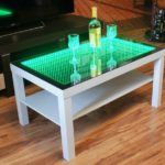 green table with infinity effect