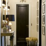 narrow hallway pedestal