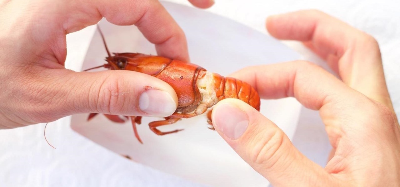 cleaning crayfish