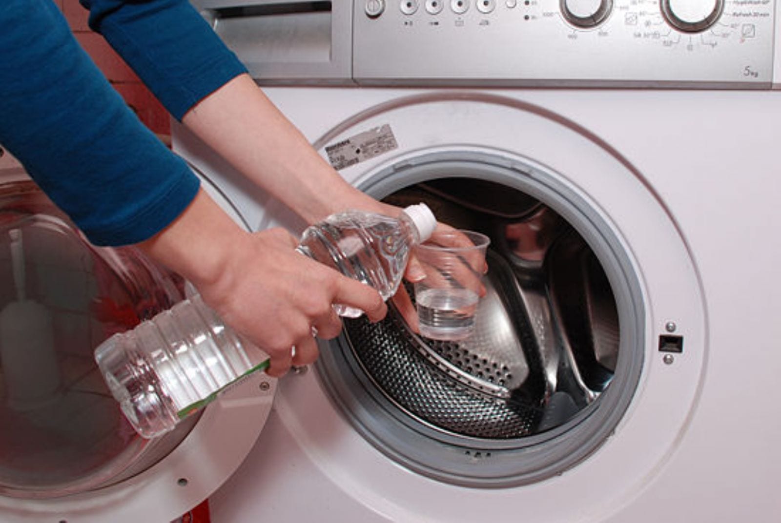 descaling the washing machine