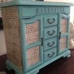 decoupage chest of drawers green with inscriptions