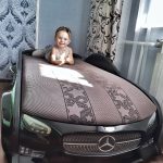 baby car bed with baby