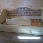 children's bed with bumpers interior photos