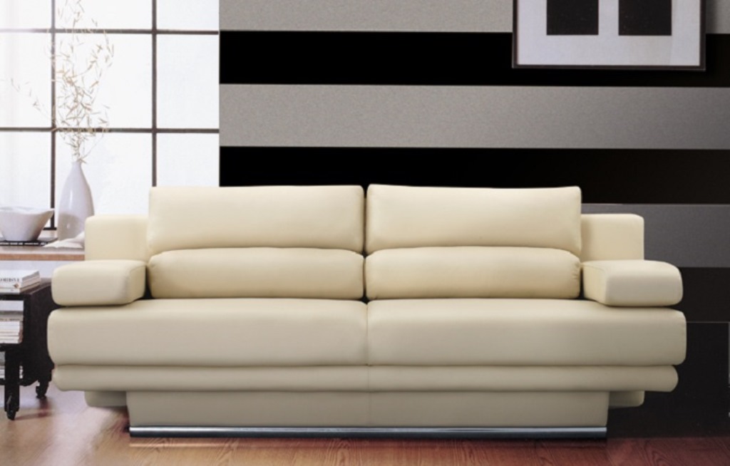 sofa with teak tock mechanism photo