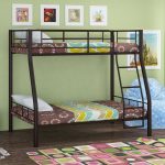 small bunk bed