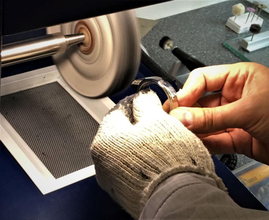 finishing polishing of watches