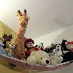 rangement des peluches pour enfants