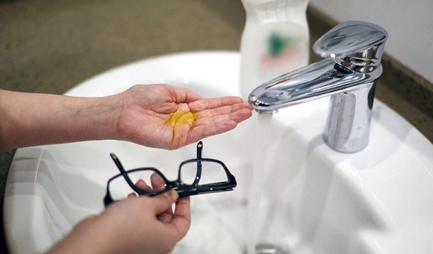 how to wash glasses