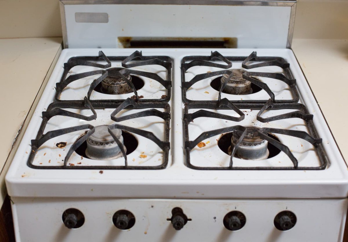 contamination of the grate on the stove