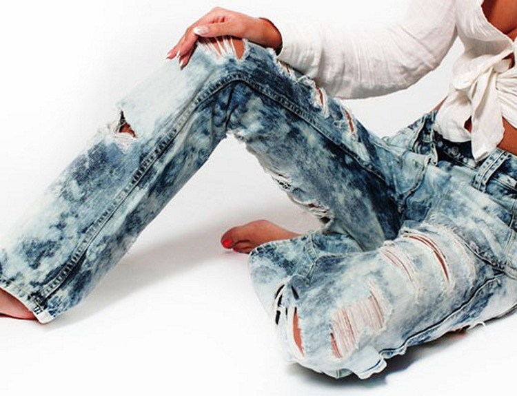 flaw effect on jeans