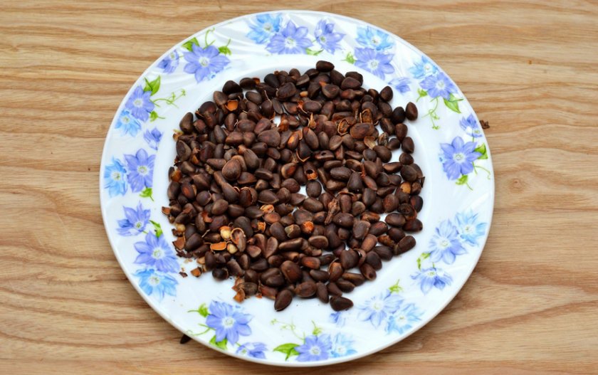 stages of roasting pine nuts