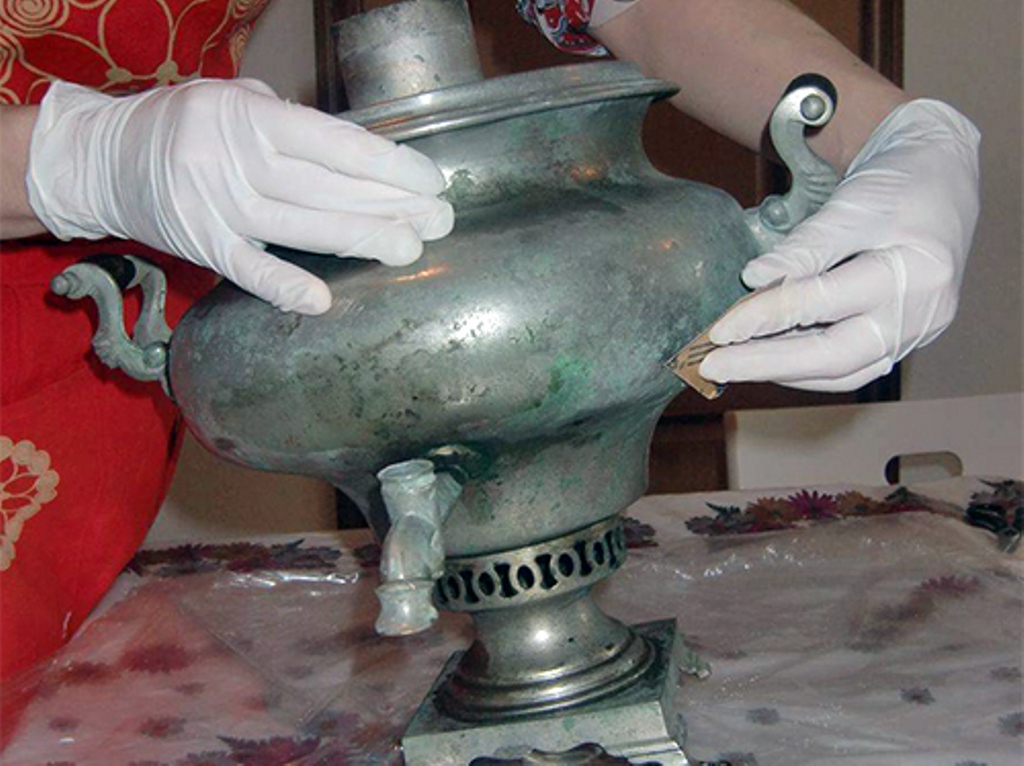 how to clean a samovar