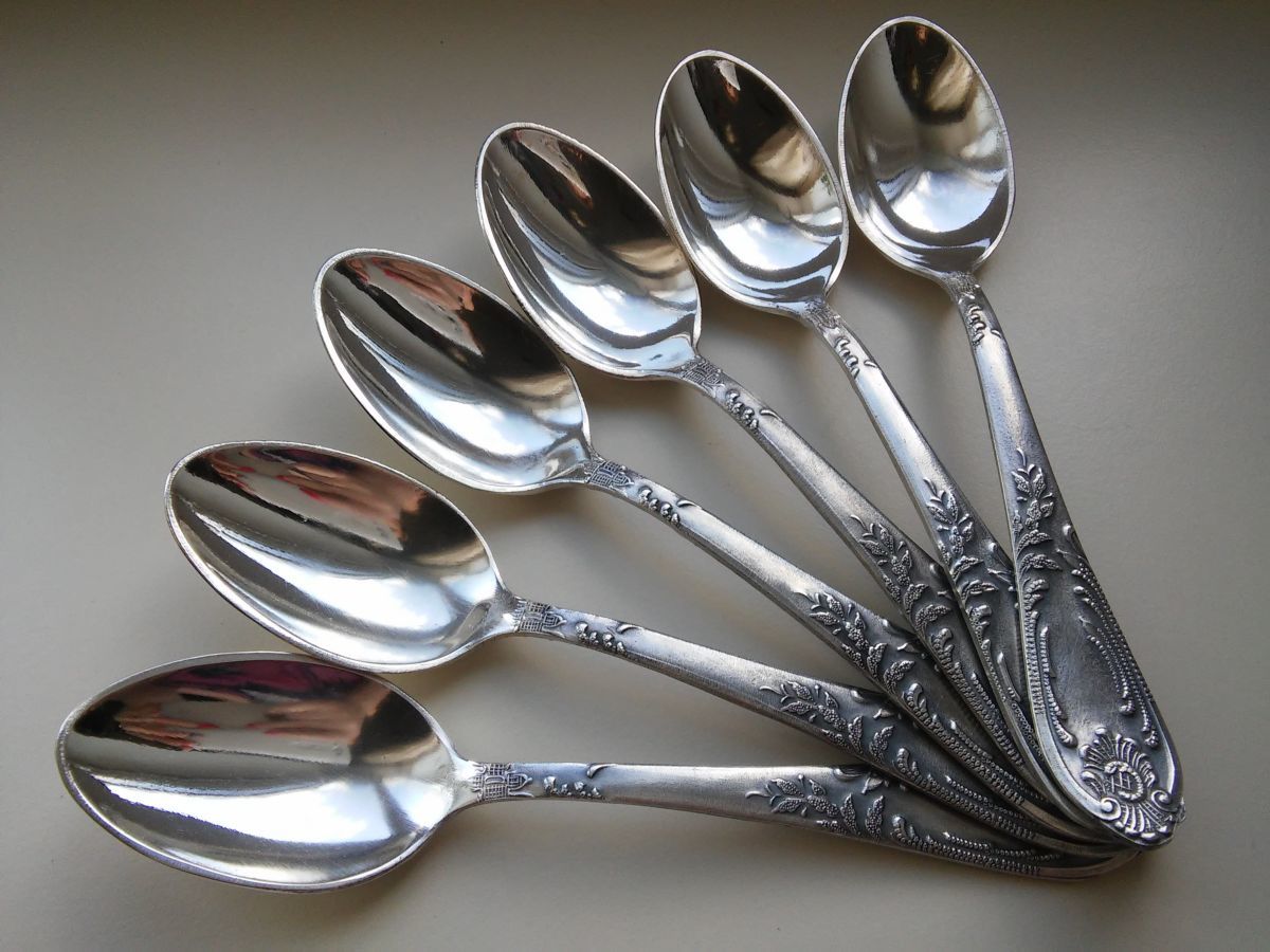 metal utensils