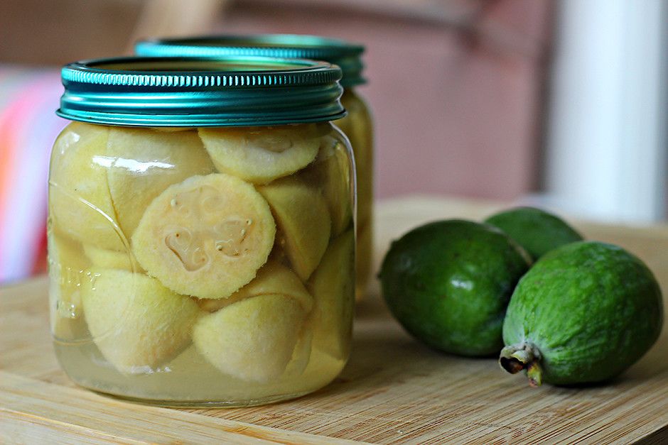 ripe feijoa jam