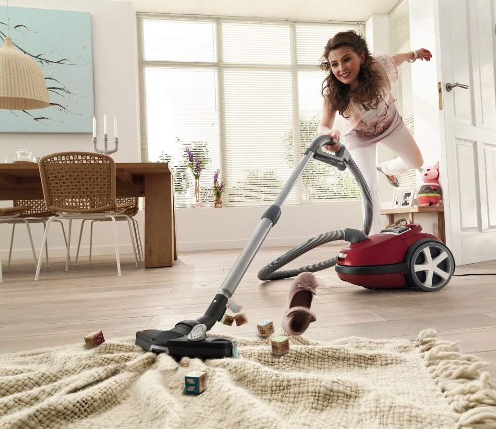 the purpose of the vacuum cleaner