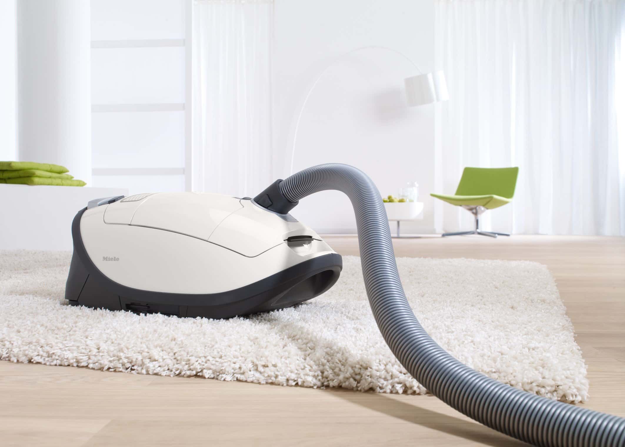 differences between vacuum cleaner models