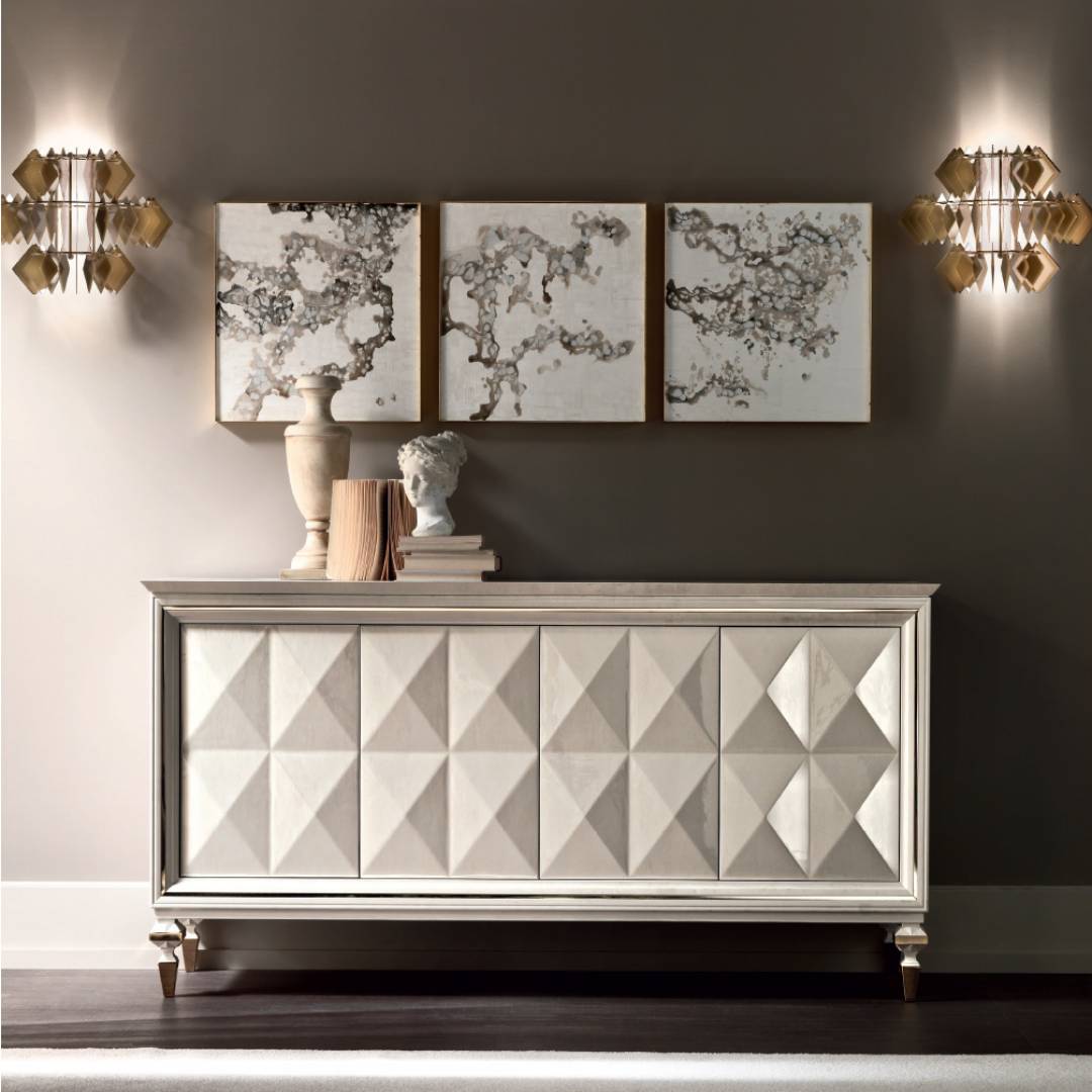 chest of drawers in the interior design