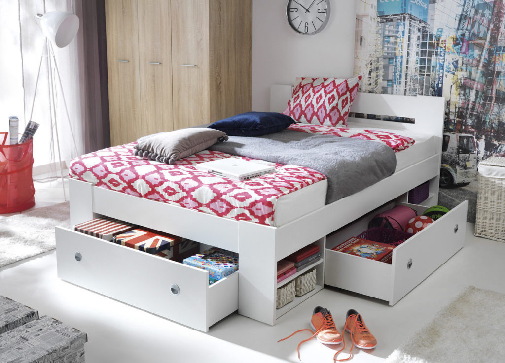 bed with drawers