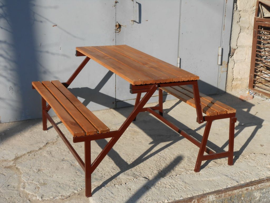 material for folding tables