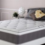 décoration de matelas de lit double