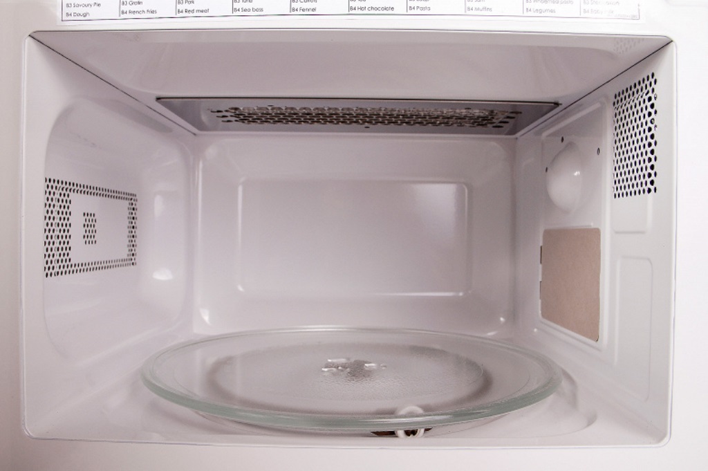 microwave inside photo