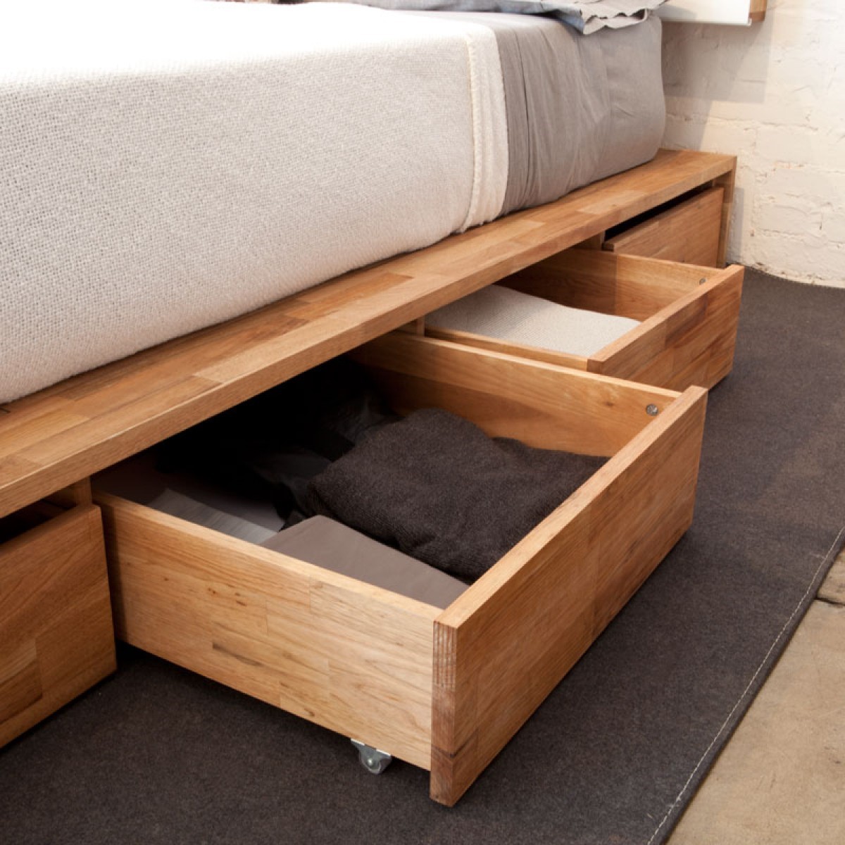 drawers under the bed