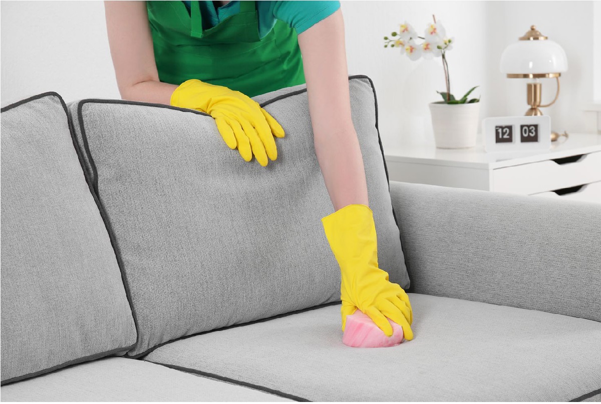 folk remedies for cleaning the sofa