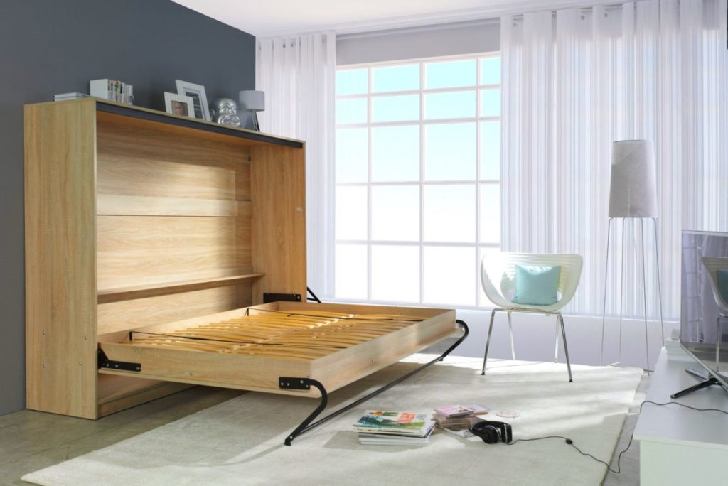 folding bed with manual mechanism