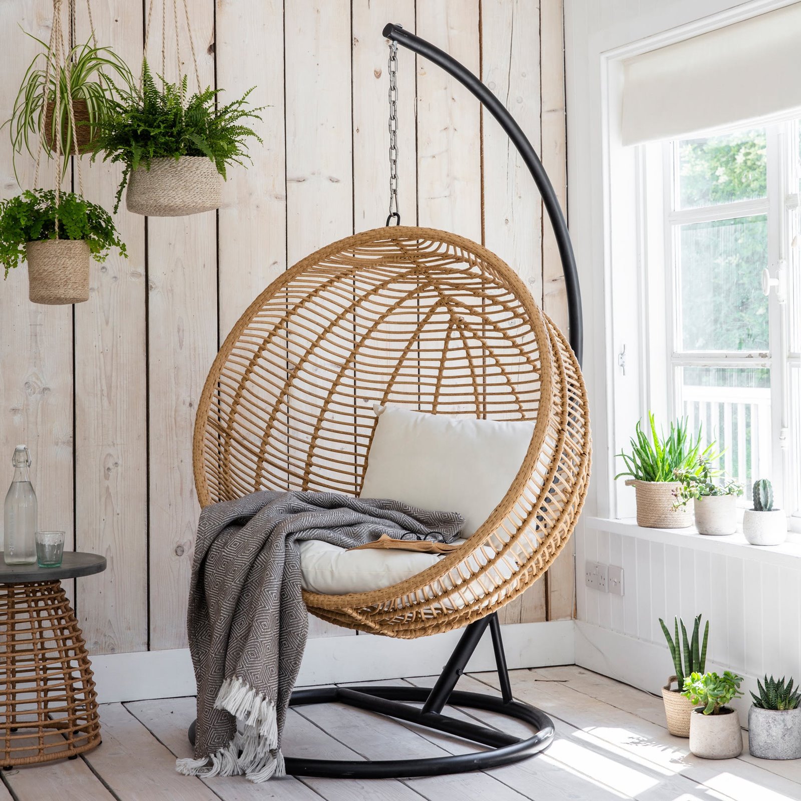 hanging chair nest