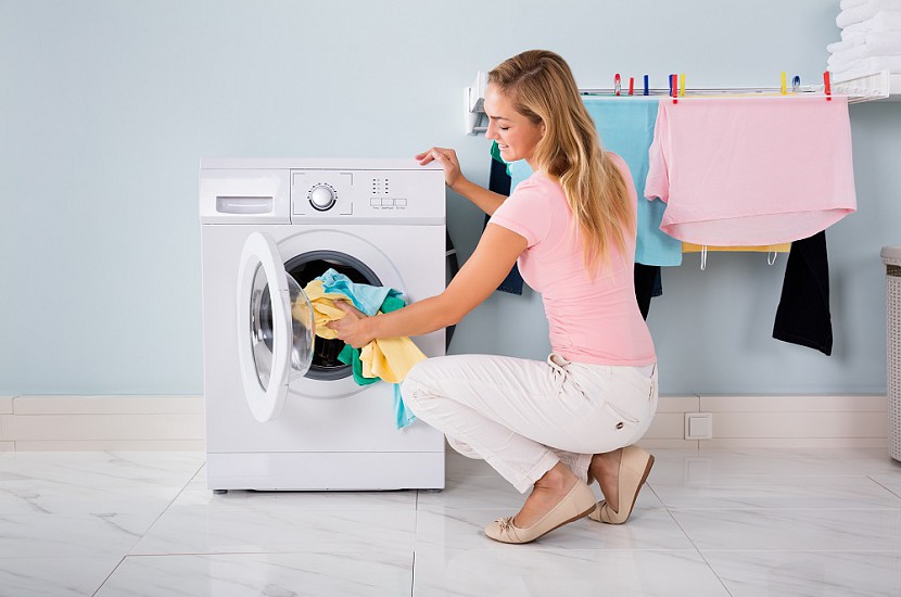 powder or capsules for washing