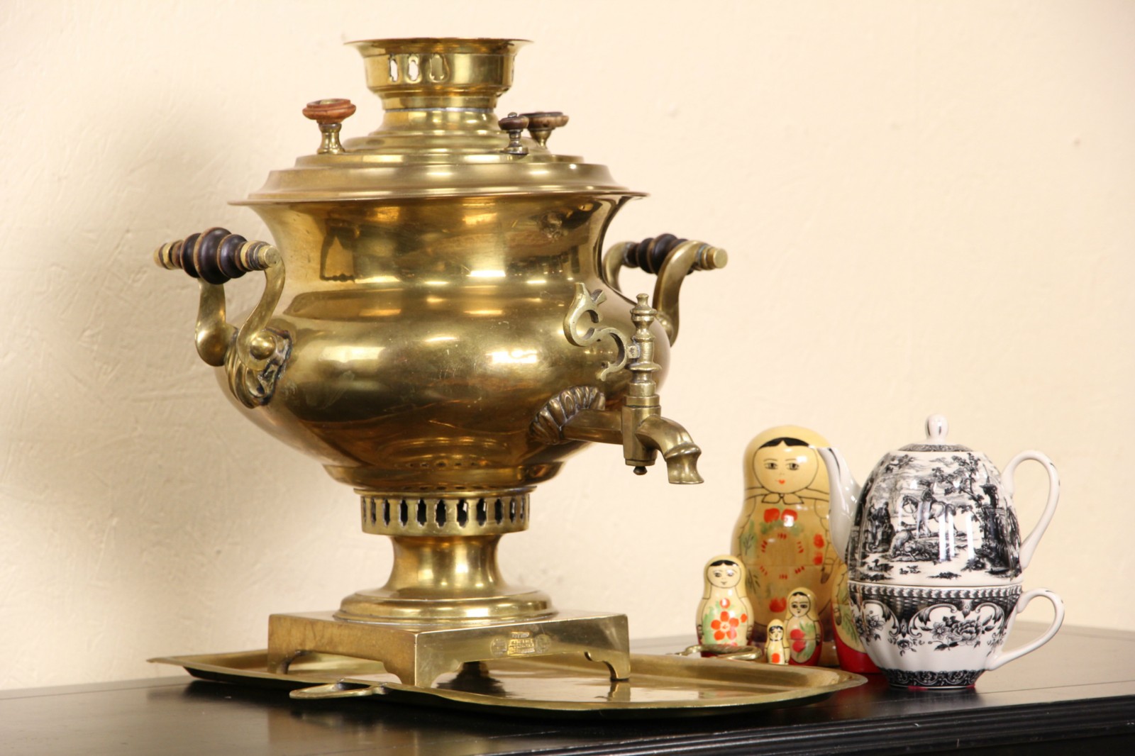 kovani samovar