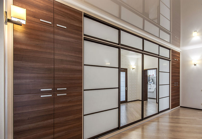 sliding wardrobe with stretch ceiling