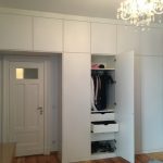 wardrobe around the door types of arrangement