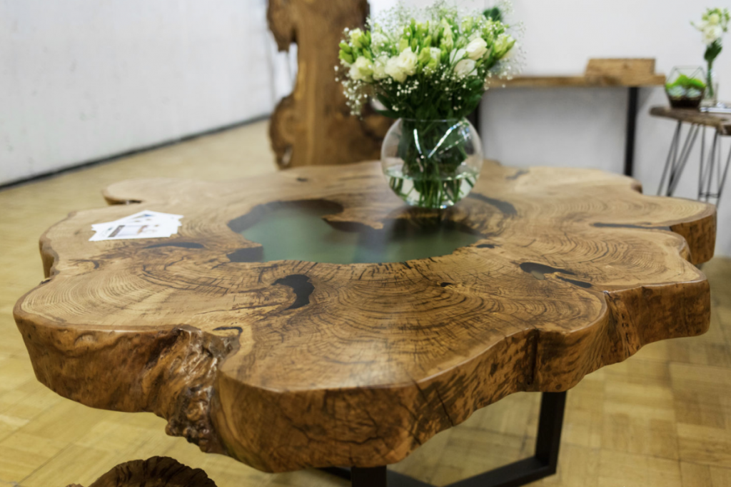 table with saw cut in the interior