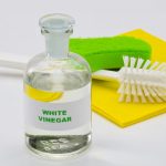 vinegar for cleaning