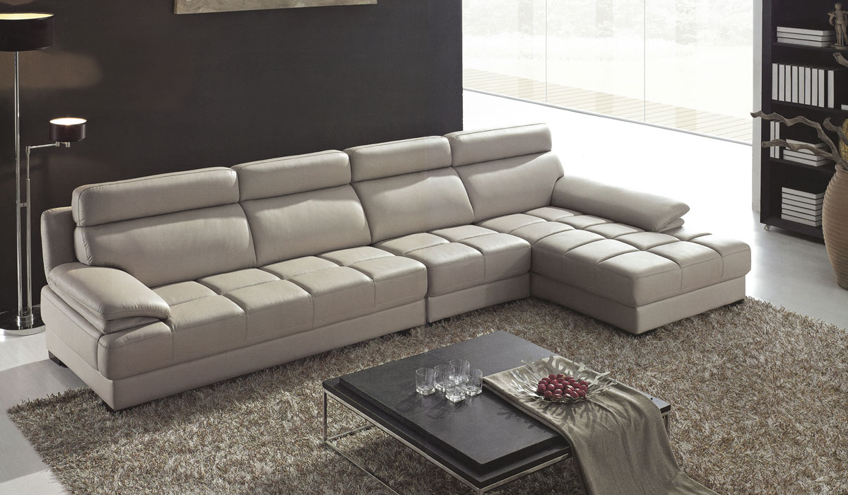 Corner sofas in the living room