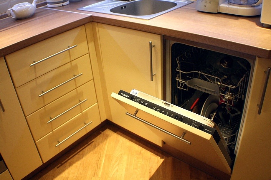 installation of a built-in dishwasher