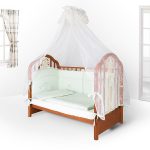 children's canopy with wooden bed