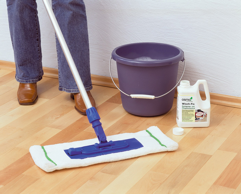 wet cleaning of linoleum