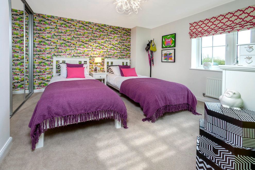 mirrored wardrobe in the nursery