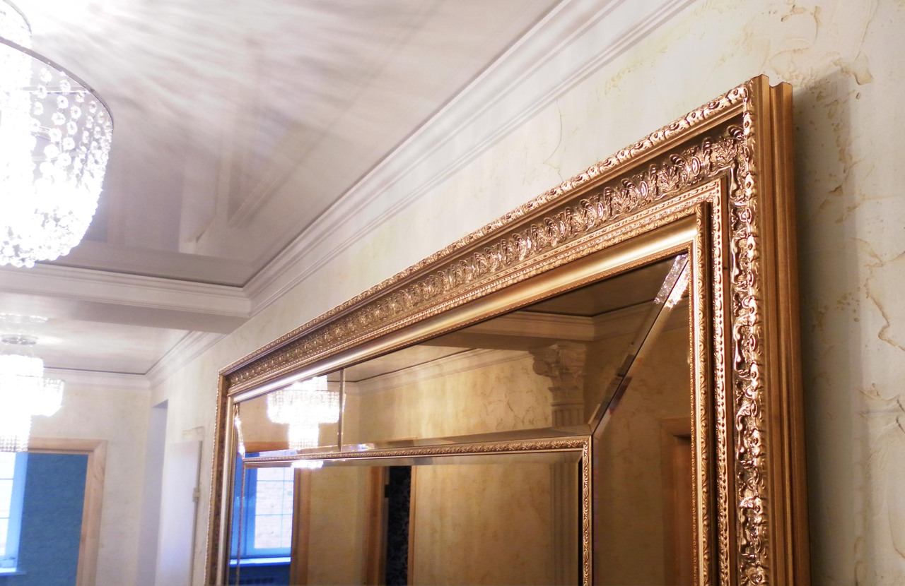 beveled mirror in baguette